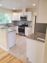 Building Photo - 2978 Villa St