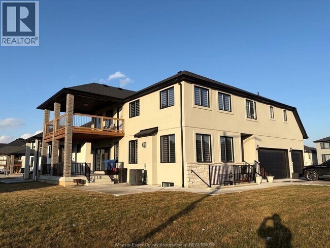 Photo du bâtiment - 101 BONNET UPPER