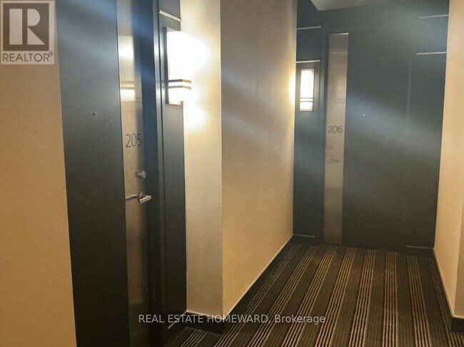 Building Photo - 188 Eglinton Ave E