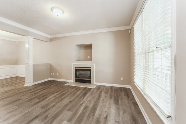 Building Photo - 3226 Burkston Rd