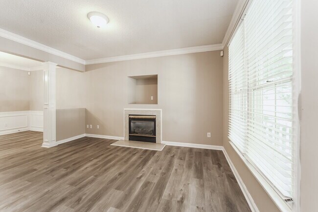 Foto del edificio - 3226 Burkston Rd