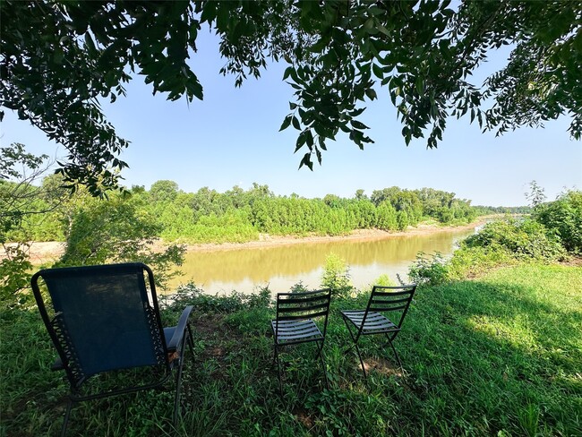 Foto del edificio - 15 Eden Hollow Ln