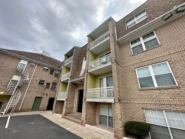 Foto del edificio - 272 Walnut St
