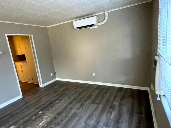 Sala de estar - 615 20th Street