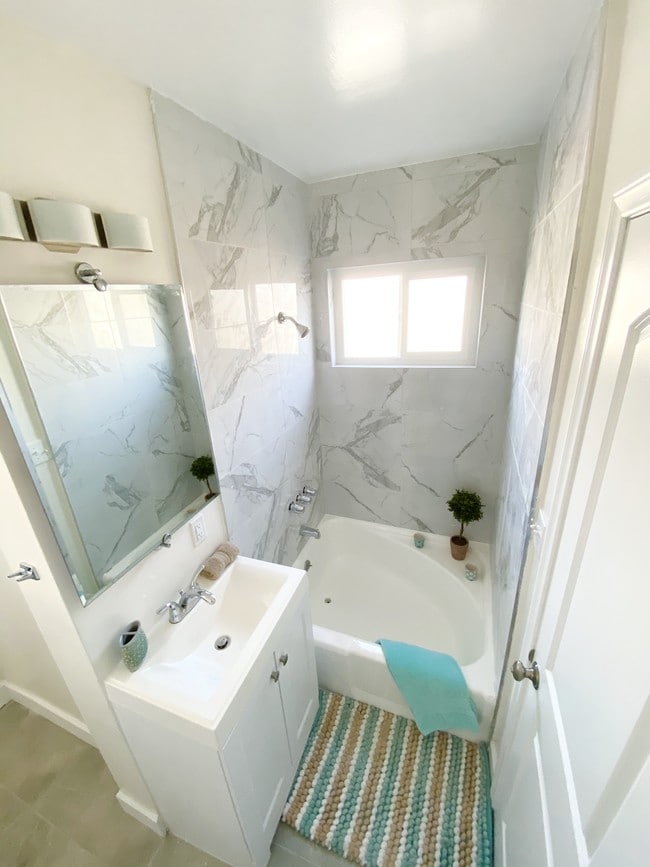 Bathroom upstairs - 1036 N Normandie Ave