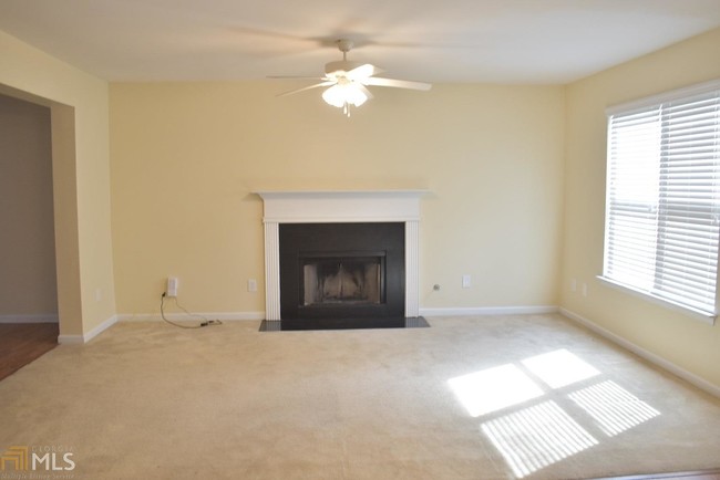 Building Photo - 4979 Harley Beth Dr SW