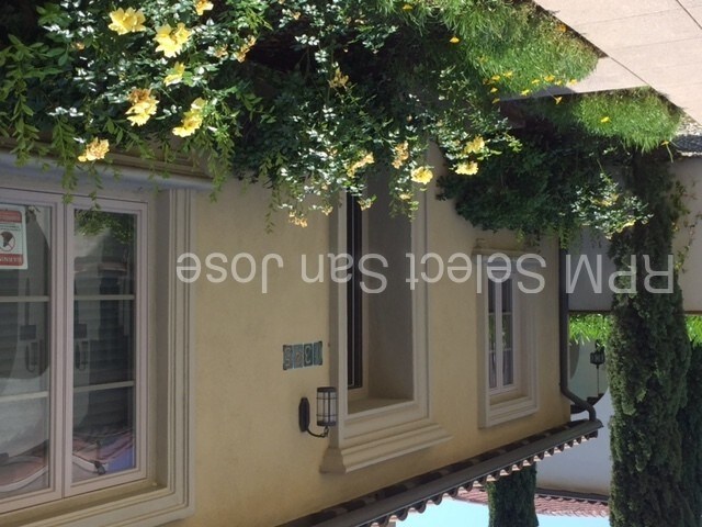Building Photo - Beautiful Spanish Style 3/2.5  Home.