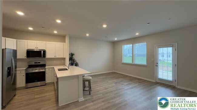 Foto del edificio - 1273 Martin Rd