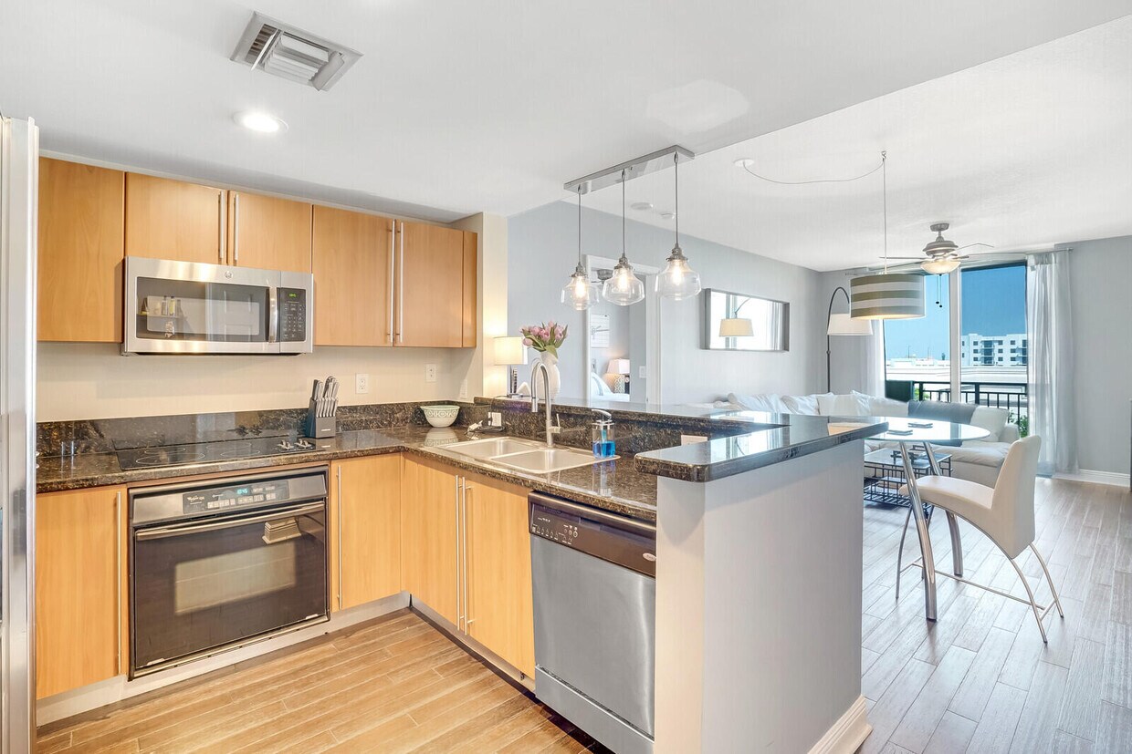 Foto principal - 610 Clematis St
