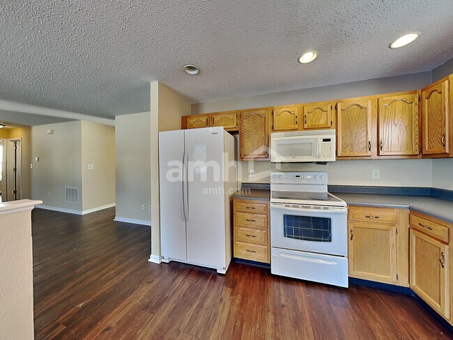 Foto del edificio - 8110 Red Barn Ct