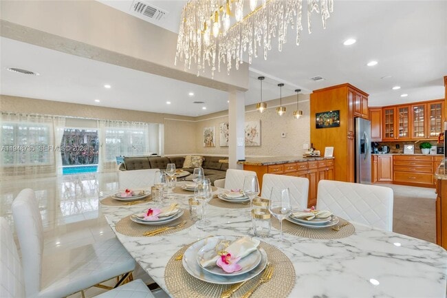 Foto del edificio - 1960 Coral Reef Dr