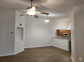 Building Photo - 6019 Scotchwood Glen