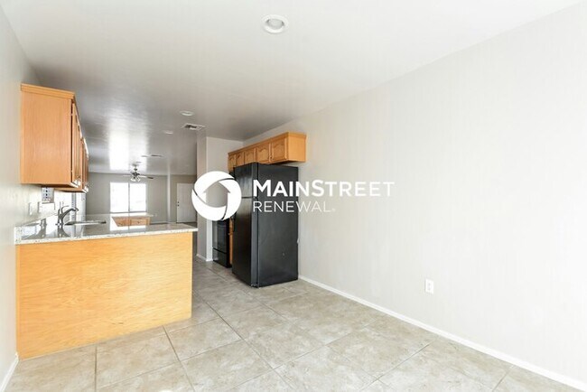 Foto del edificio - 3 Bedroom Pet-Friendly Home in Tucson, AZ with Main Street Renewal
