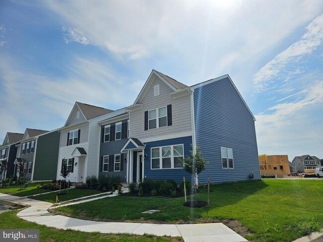 Building Photo - 10943 Farmerfield St