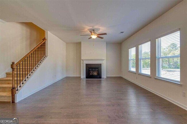 Building Photo - 311 Coverview Ct