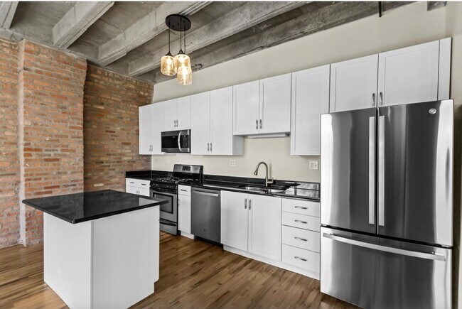 Foto del edificio - 809 E 40th St