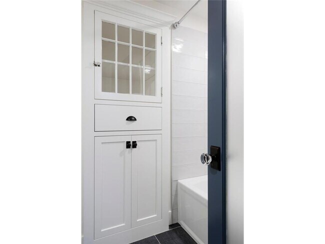 Foto del edificio - 231 Manitoba Ave