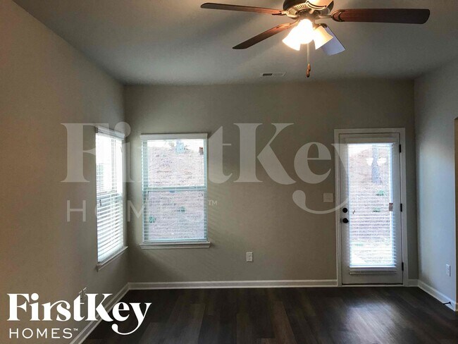 Foto del edificio - 5458 Union Hill Ct