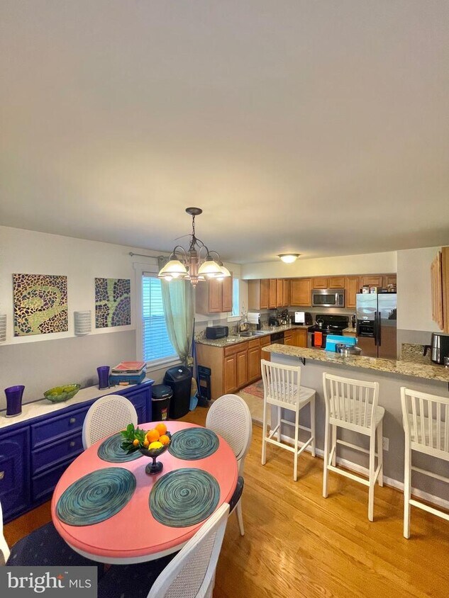 Foto principal - 140 Woodland Dr
