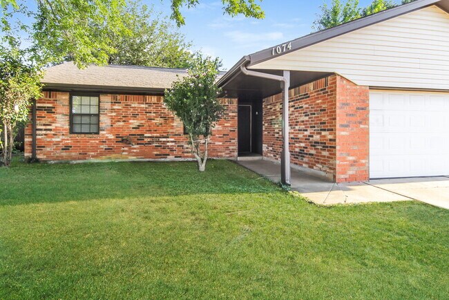 Foto del edificio - 1074 Dover Mansion