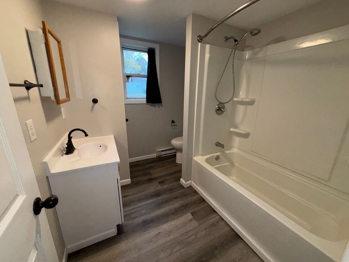 Foto principal - 403 N Monroe St