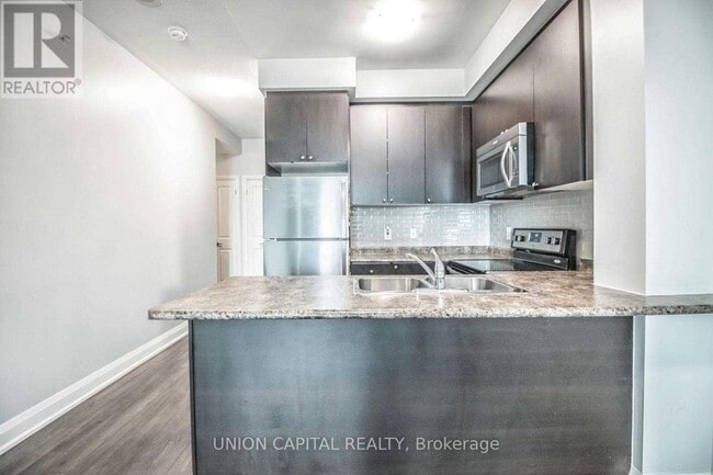 Photo du bâtiment - 55 Yorkland Blvd