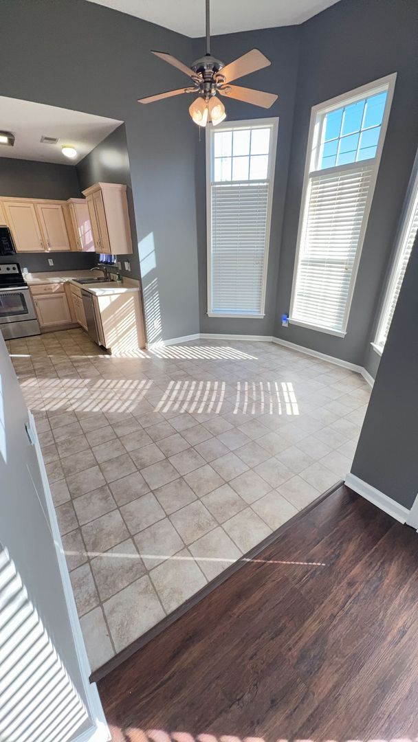 Foto del edificio - Charming 3 bedroom 2 bath home in Bartlett, TN - 1/2 Off The 1st Month's Rent