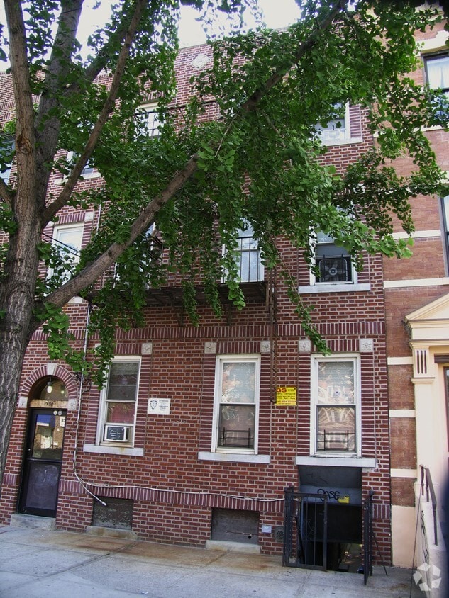 1714 White Plains Rd, Bronx, NY 10462 Apartments in Bronx, NY
