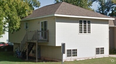 Building Photo - 820 Wright St