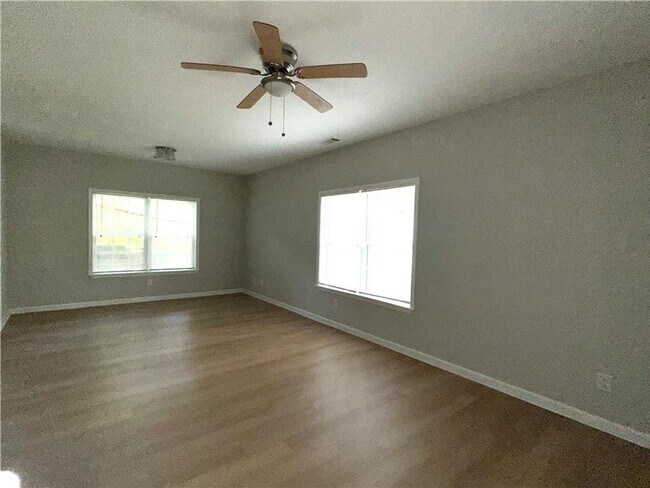 Foto del edificio - 3 Bedroom single family home in Forsyth Co...