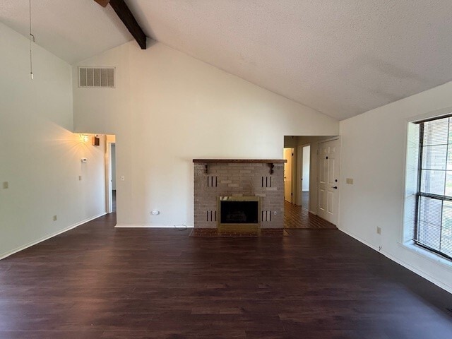 Building Photo - 2210 Oakwood Ave