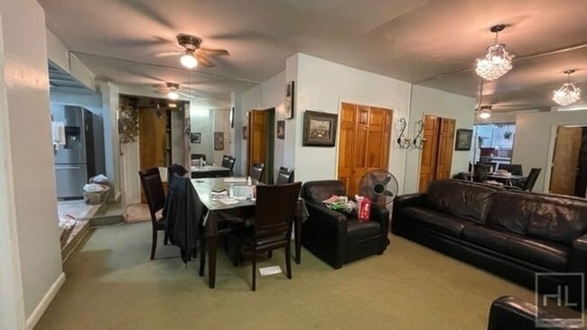Building Photo - BRIGHT AND  LARGE 2  BEDROOMS RUGBY ROAD/P...