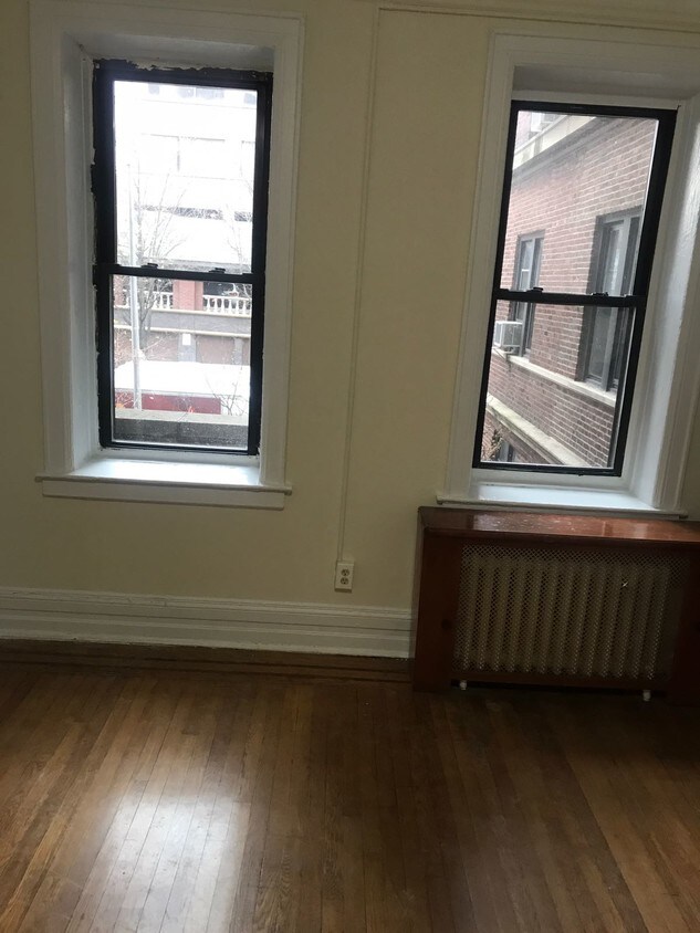 Primary Photo - 37-63 83rd St