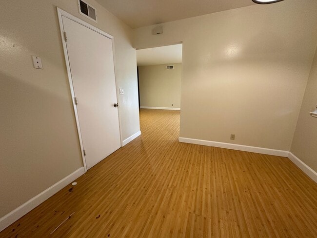 Foto del edificio - 852 W Hacienda Ave