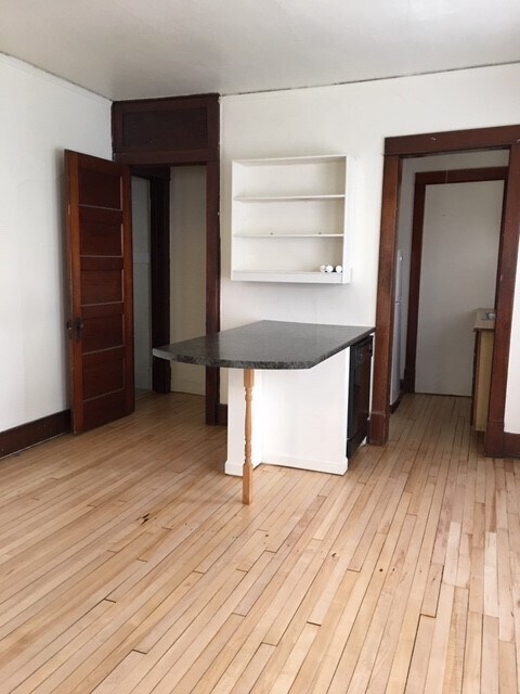 Foto del edificio - 1107 E Gorham St