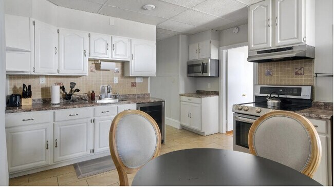 Foto del edificio - 823 Dorchester Ave