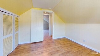 Building Photo - 55 Brentwood St