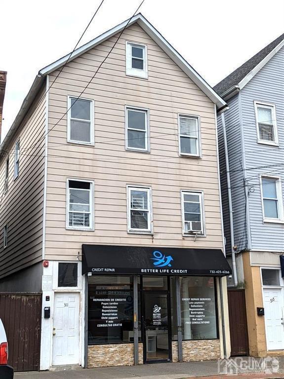 Building Photo - 311 Smith St