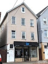 Building Photo - 311 Smith St