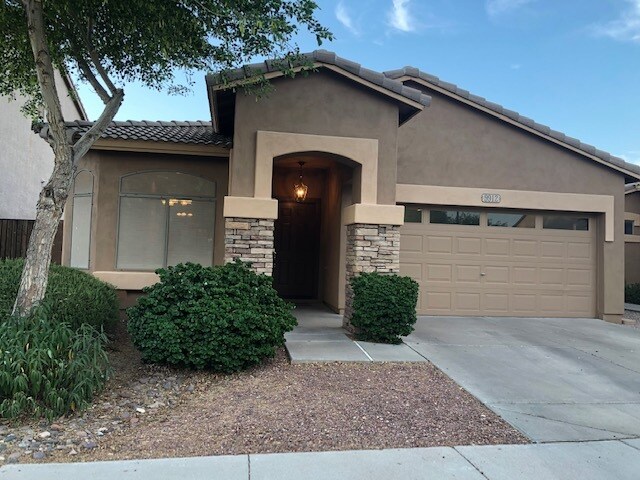 Foto principal - 9912 E Forge Ave