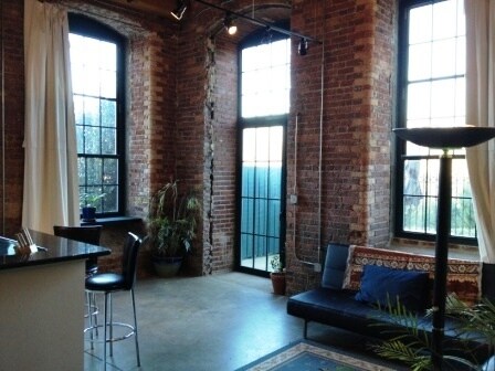Foto del edificio - 400 Mills Ave