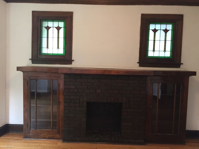Foto del edificio - 2 br, 1 bath 4plex - 2253 W Cornelia Ave # W2