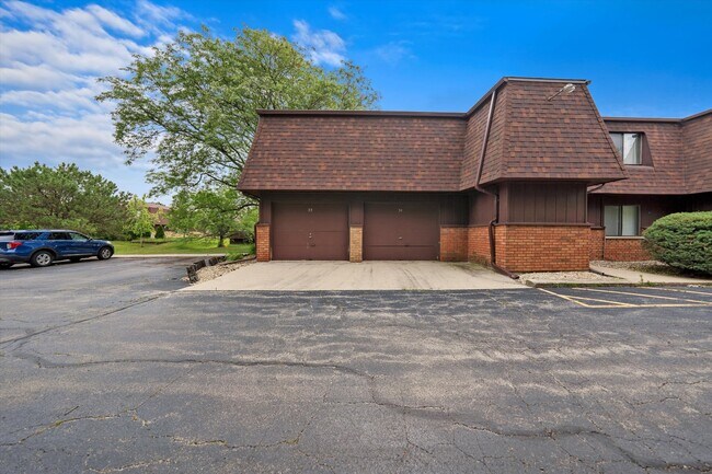 Building Photo - 11640 Blackhawk Ct