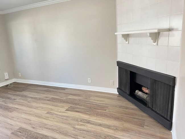 Building Photo - 13th East 7-8