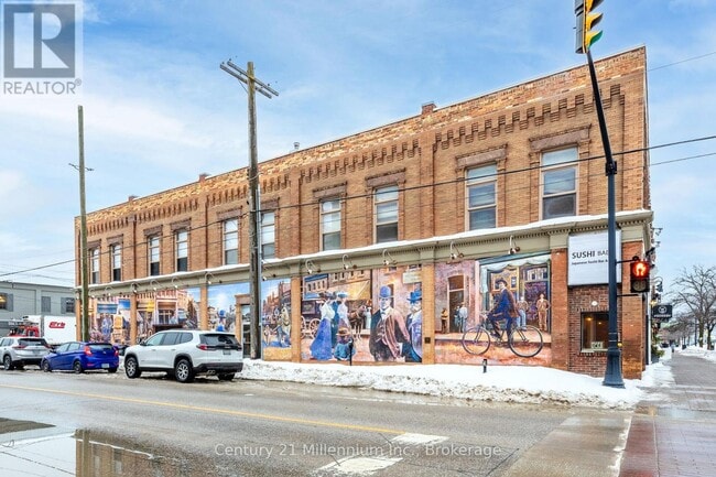 Building Photo - 68 Hurontario St