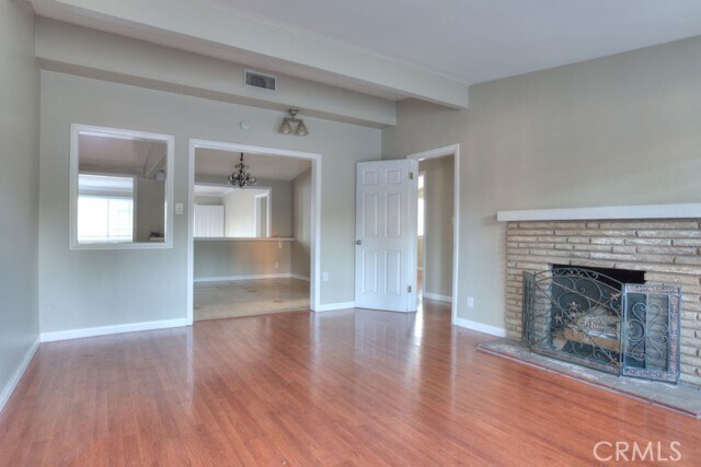 Foto del edificio - 8860 E Greenwood Ave