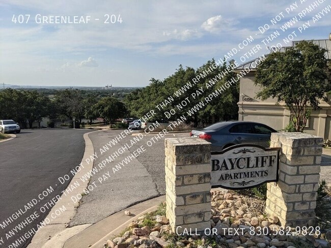 Building Photo - 407 Greenleaf-204