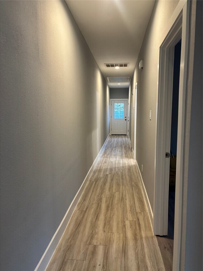 Foto del edificio - 339 Owens St