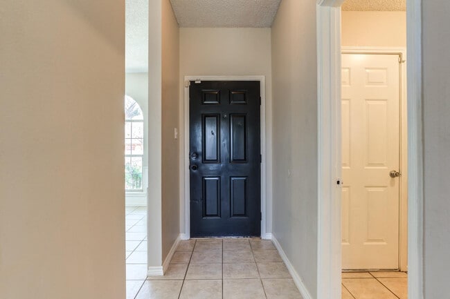 Foto del edificio - 6113 6th St