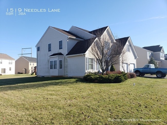 Building Photo - 5 Bedroom 3 Bathrooms in Breinigsville